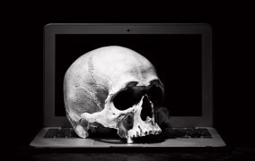 تئوری اینترنت مرده