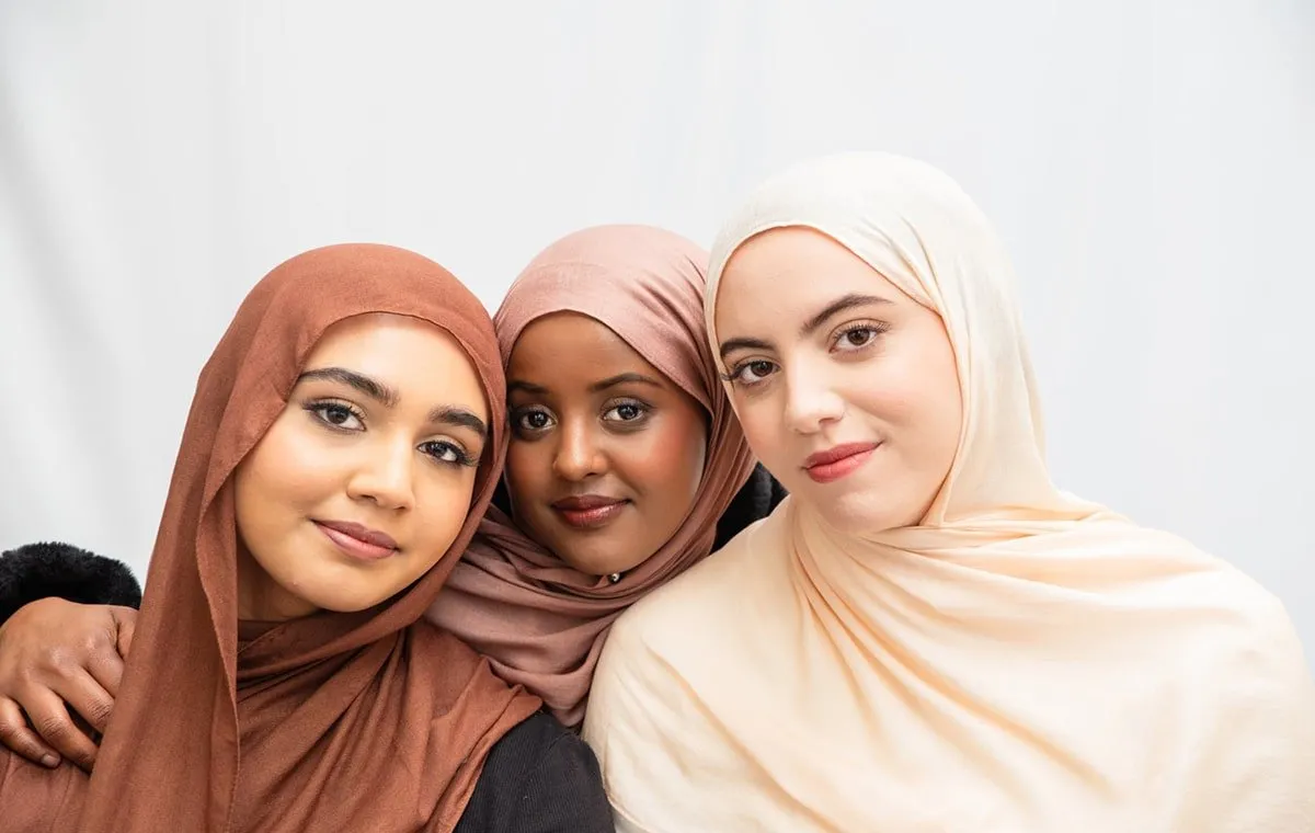 شناسایی ته رنگ پوست