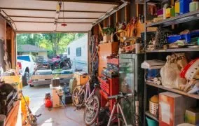 چیزهایی که نباید در پارکینگ نگه دارید