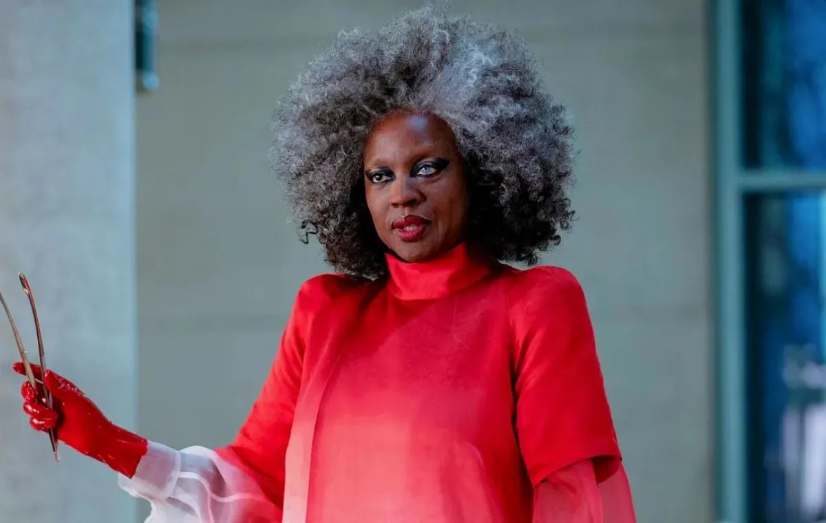 «تصنیف پرندگان آوازخوان و مارها» پیش‌درآمد نسخه‌های اصلی است