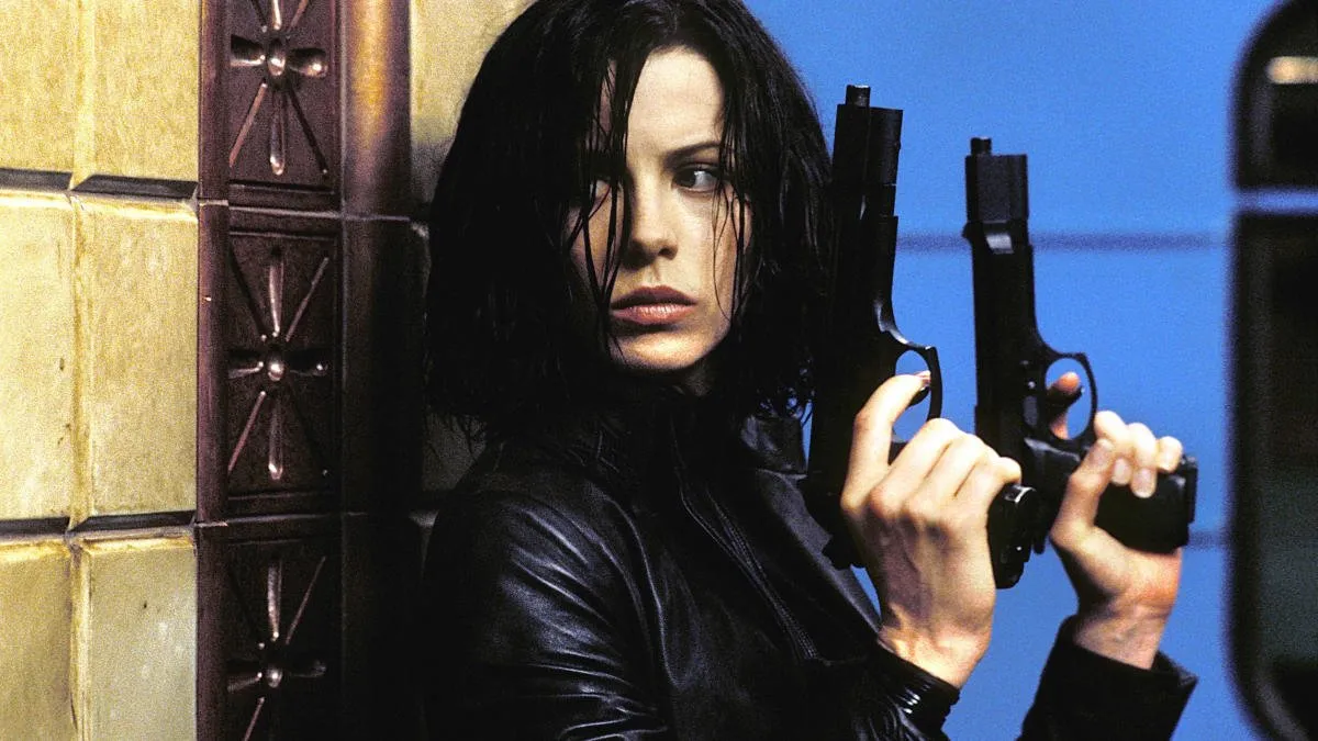 فیلم دنیای مردگان با کاراکتر زن خون‌آشام