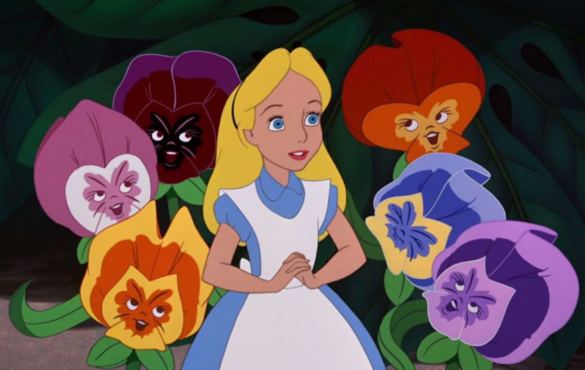 آلیس در سرزمین عجایب (Alice in Wonderland)