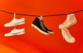 ست‌کردن کفش کانورس