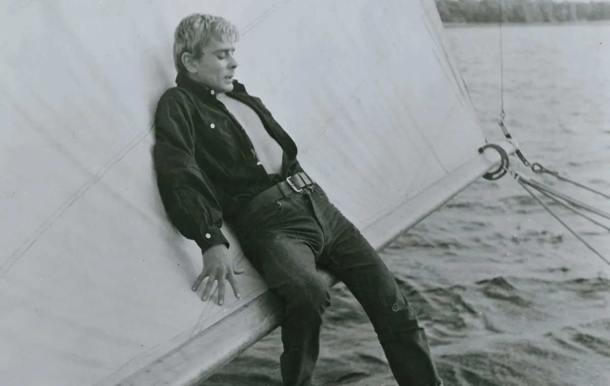 چاقو در آب (Knife in the Water)