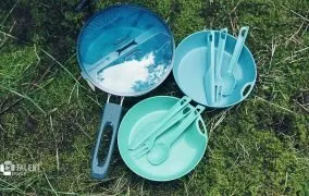 بررسی مجموعه ظروف سفری کچوا