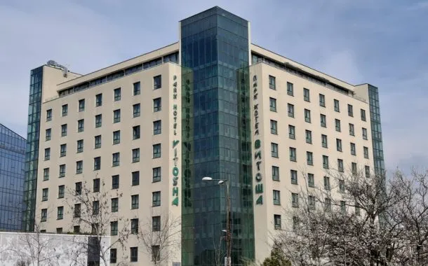 گلکسی A35 در مقابل پوکو F5