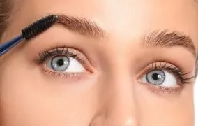 نکات طلایی کاربرد وازلین برای ابرو