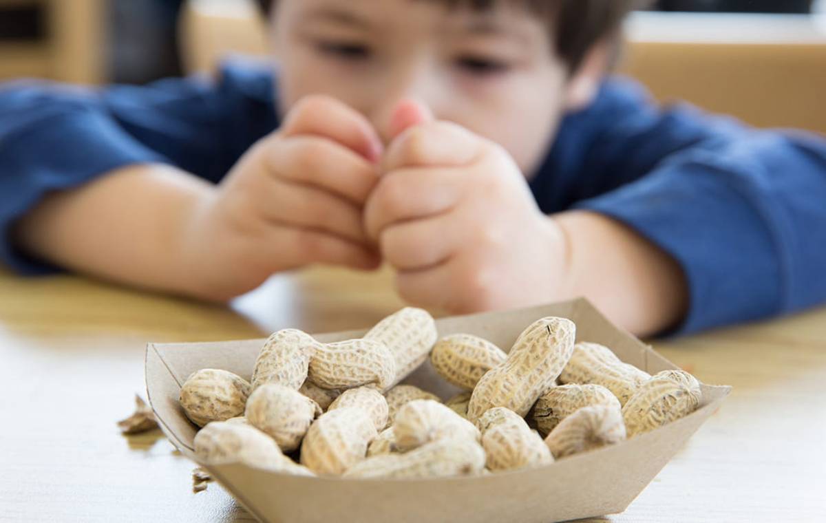 راهنمای والدین برای چالش‌های آلرژی‌های غذایی کودکان