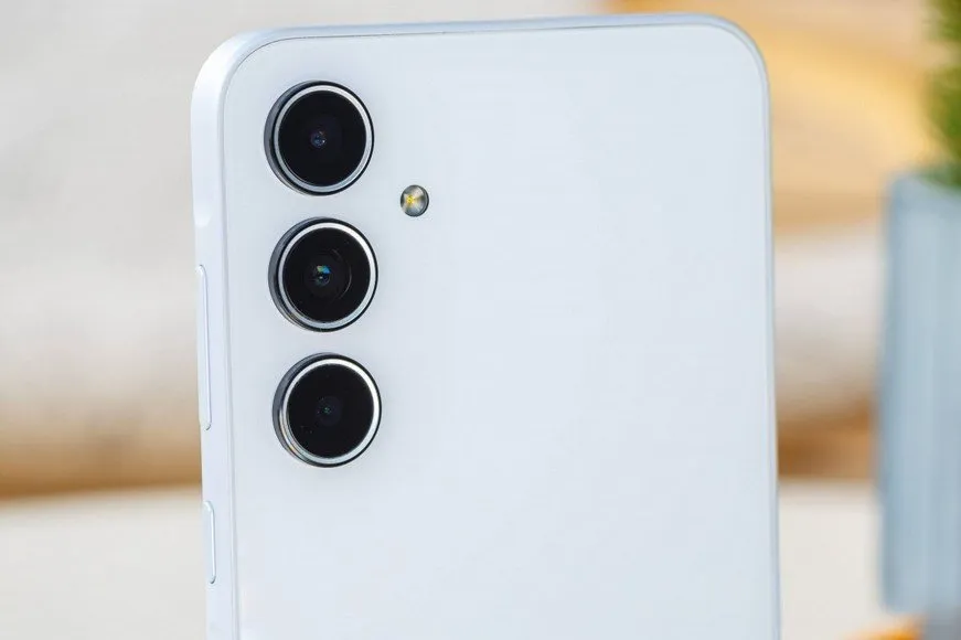 دوربین Galaxy A35