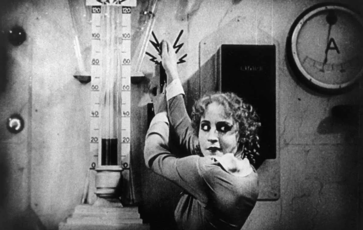 فیلم شبیه تلماسه: بخش دو متروپلیس