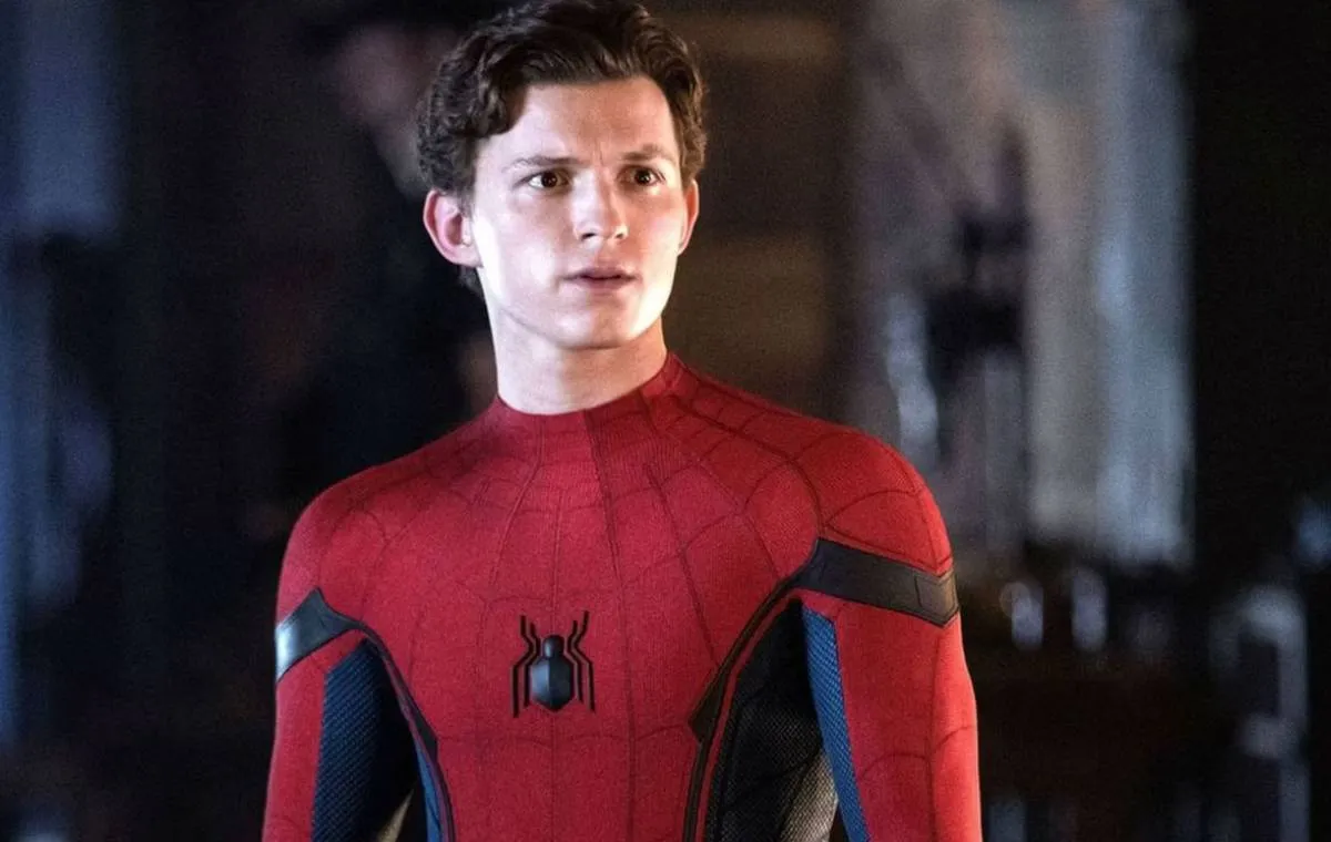 مرد عنکبوتی: دور از خانه