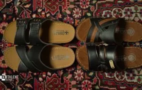 بررسی صندل‌های مردانه