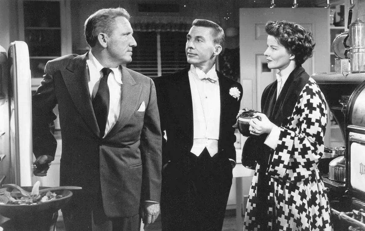 دندهی آدام (Adam’s Rib)