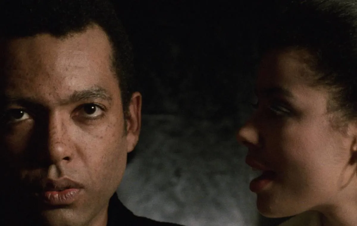 فیلم ساختارشکن