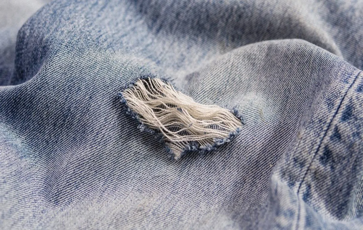 شلوار جین زاپ‌دار