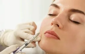 عوارض تزریق چربی صورت