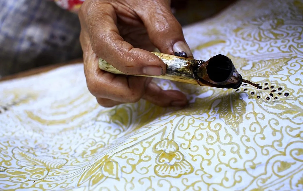 پارچه‌ی باتیک هندی چیست