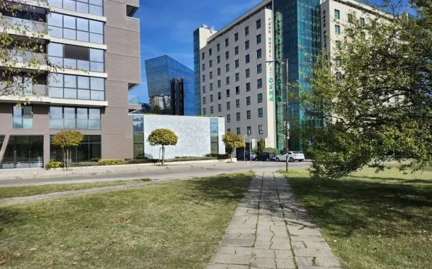 مقایسه گلکسی S23 FE با شیائومی 13T 20