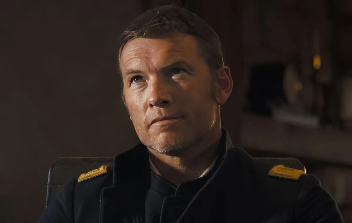 نقدهای فیلم افق: حماسه آمریکایی