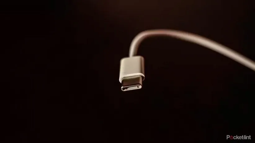 کابل لایتنینگ