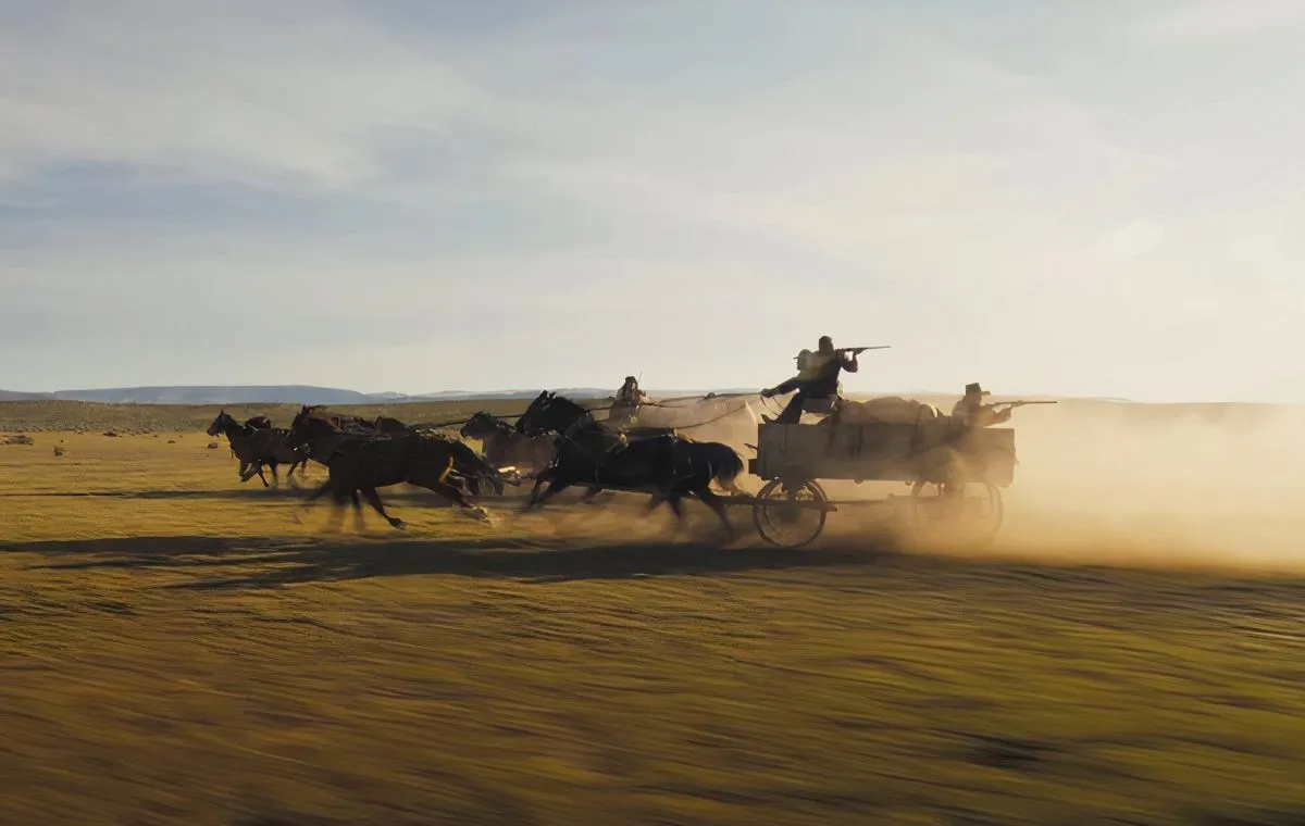 نقدهای فیلم افق: حماسه آمریکایی