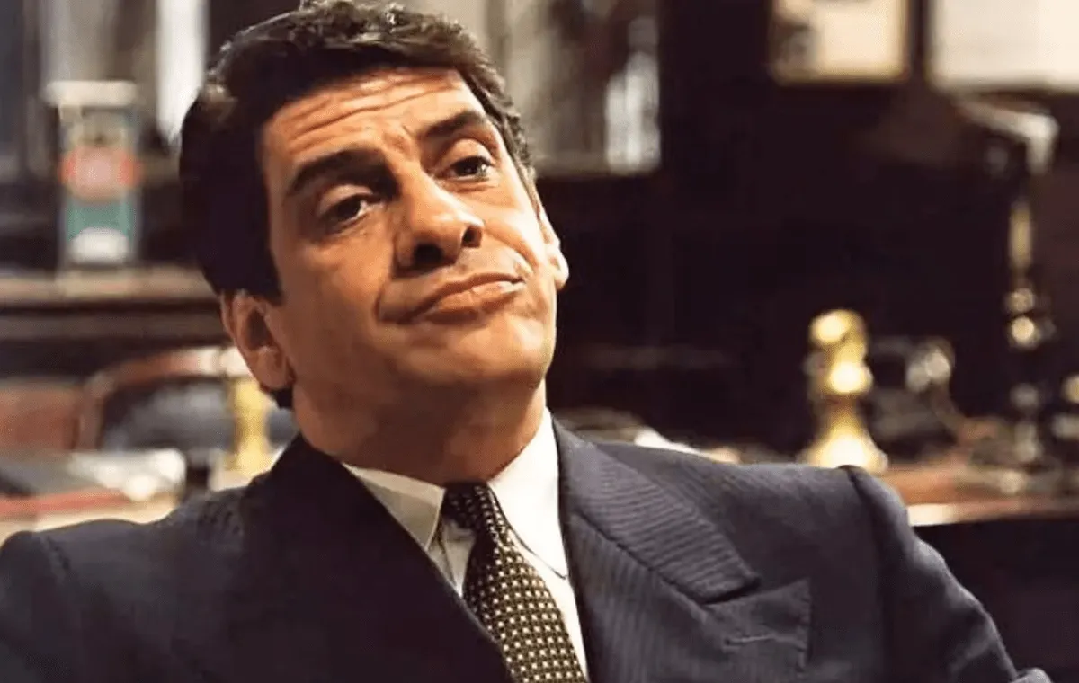 ویرجیل سولوتزوی ترک در فیلم «پدرخوانده»