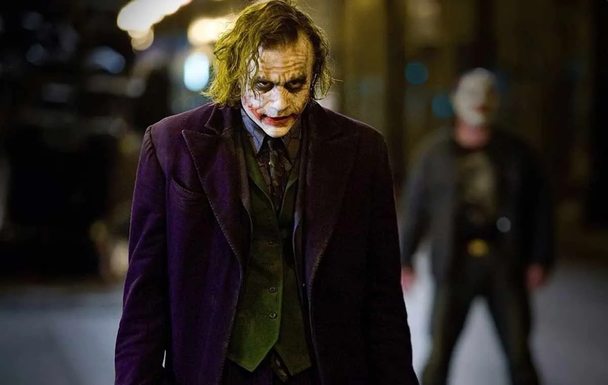 شخصیت‌های منفی شوالیه تاریکی