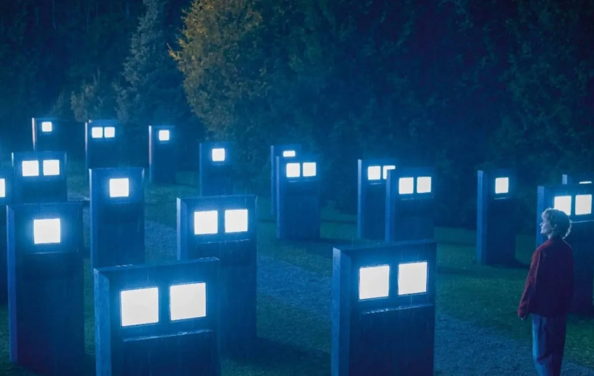 نقدهای فیلم کفن‌ها