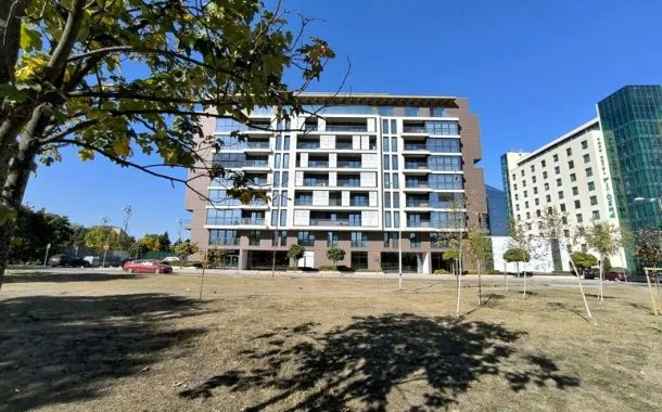 مقایسه گلکسی S23 FE با شیائومی 13T 12