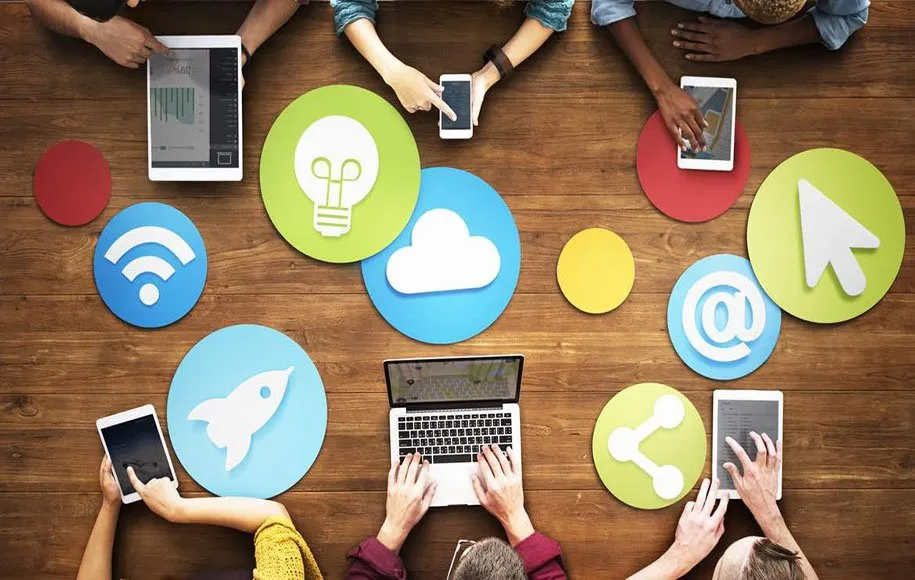 رسانه‌ی اجتماعی