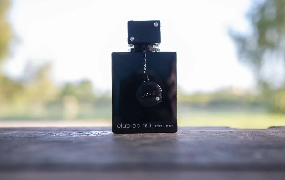 بهترین عطر خنک مردانه عطر آرماف کلاب د نویت اینتنس مردانه 