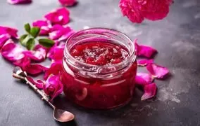 مربا گل محمدی