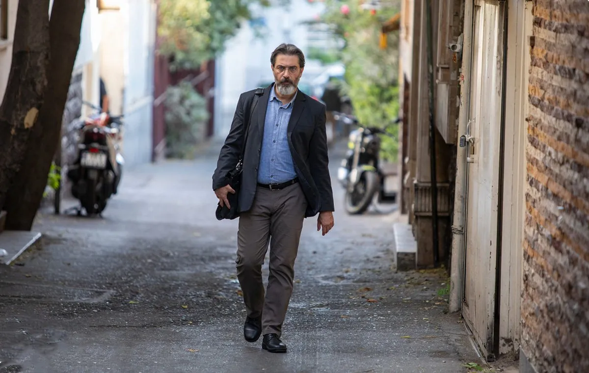 سریال در انتهای شب