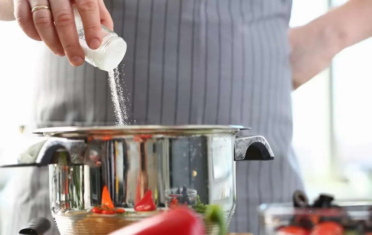 گرفتن شوری غذا