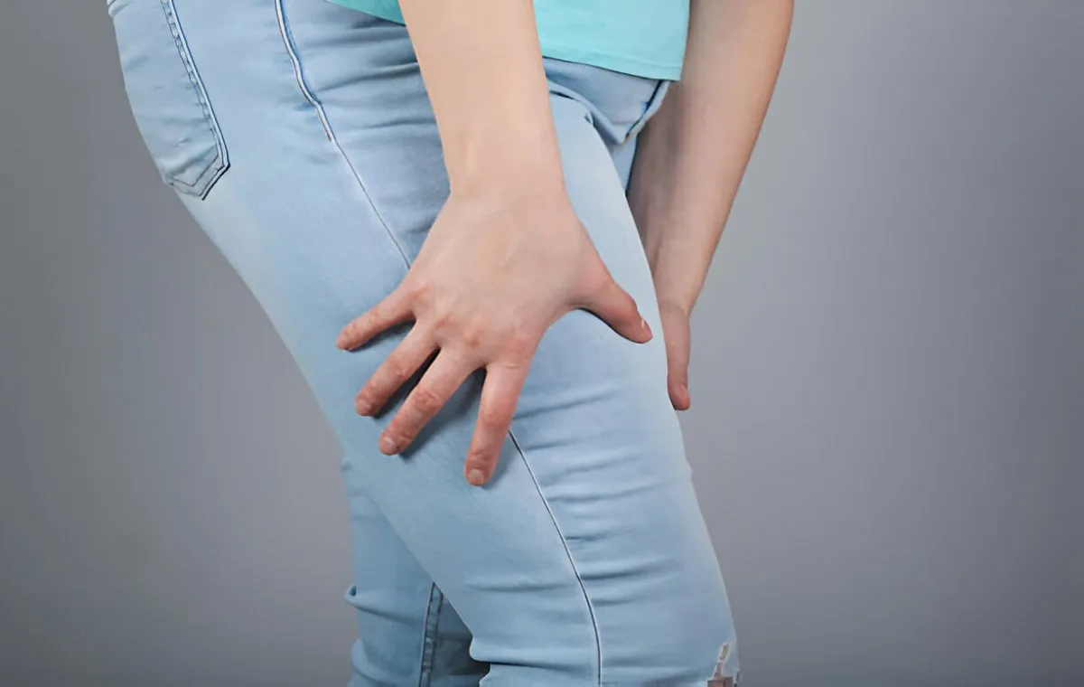 جراحی لیپوساکشن برای حذف چربی‌ اضافی ران