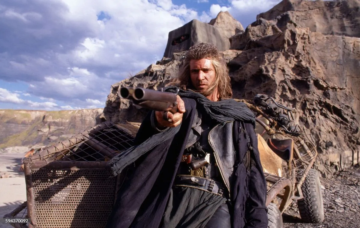 در آن سوی تاندردوم