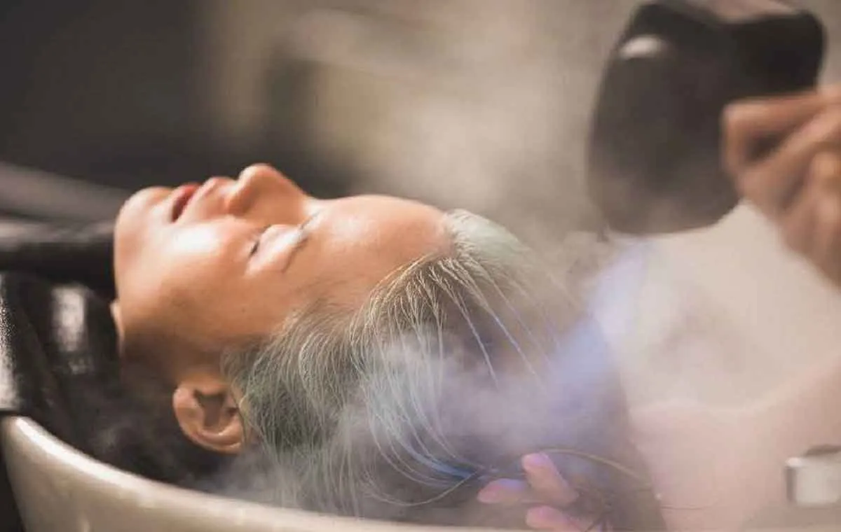 فواید اوزون تراپی مو