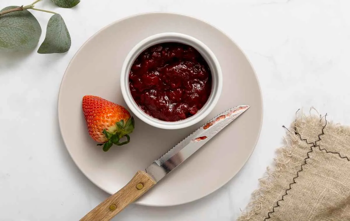 طرز تهیه مربای توت‌فرنگی