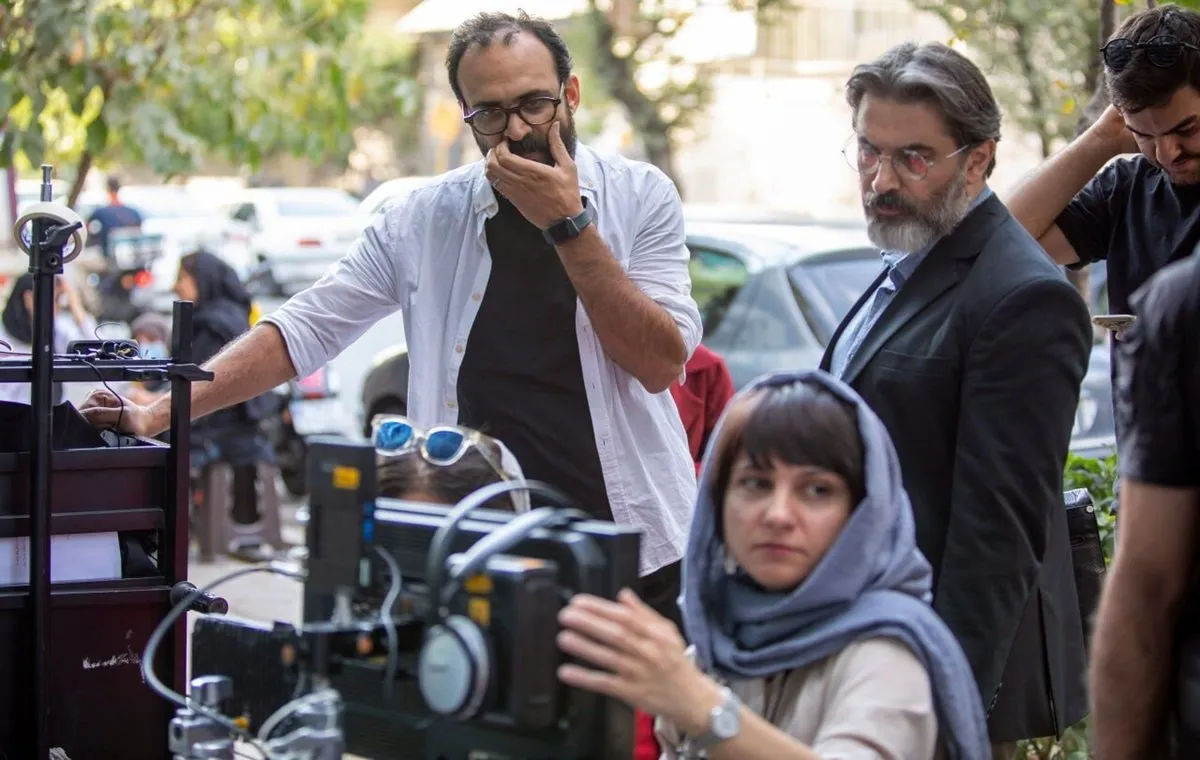 آیدا پناهنده پشت صحنه در انتهای شب