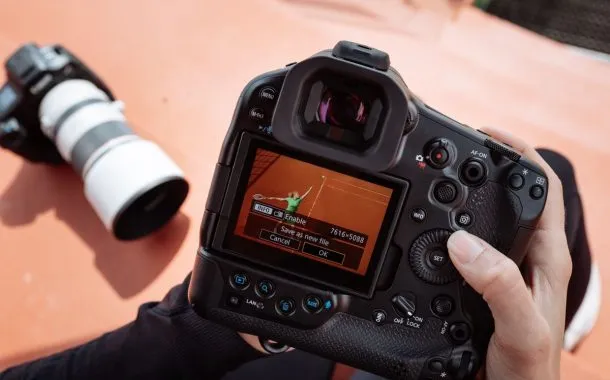 دوربین کانن EOS R1