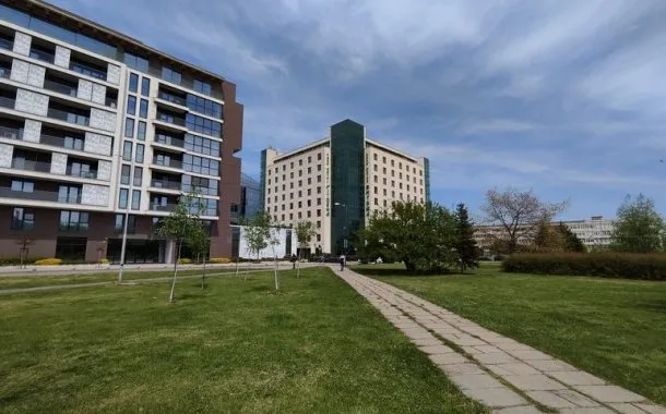 گلکسی A55 در مقابل پوکو F5