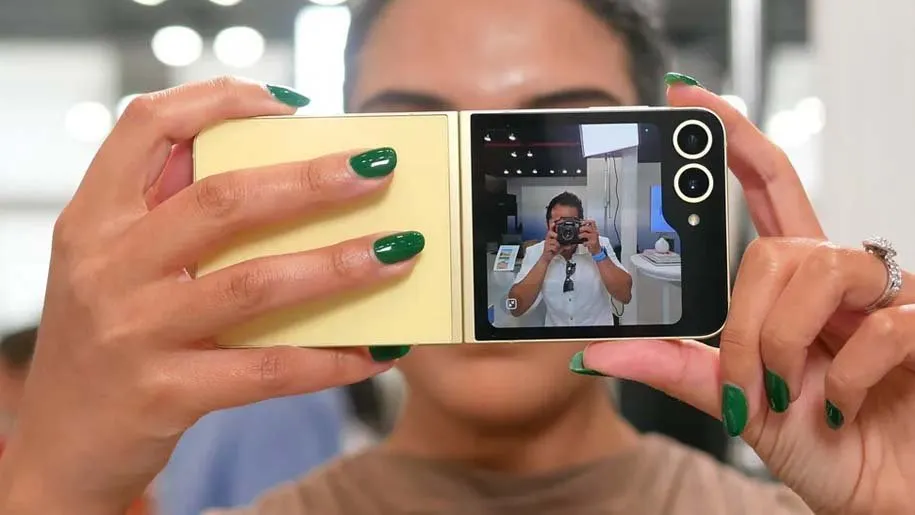 گلکسی زد فلیپ 6