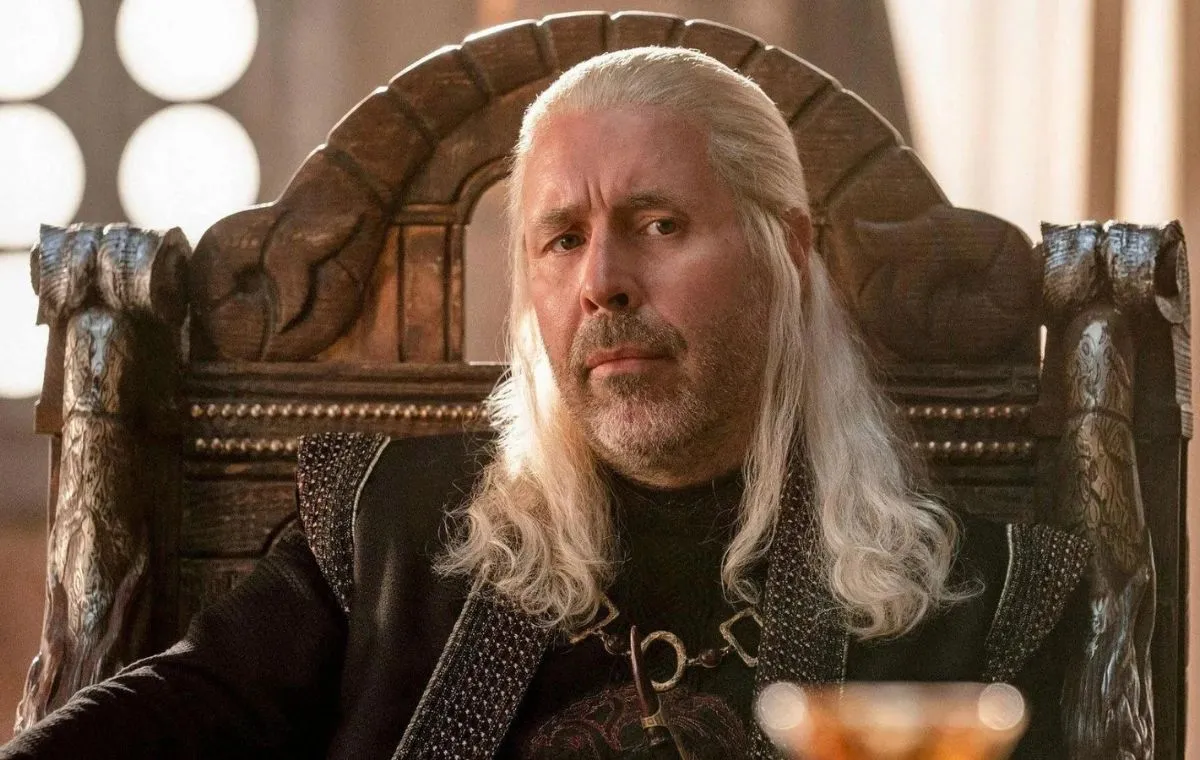 حذف شاه ویسریس خاندان اژدها