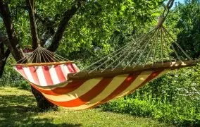 راهنمای خرید تخت آویز سفری یا ننو