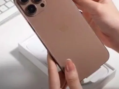 آیفون 16 پرو مکس تیتانیوم صحرایی - ۲