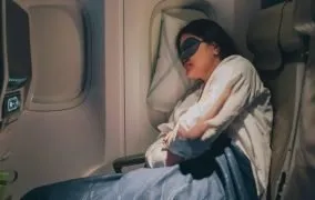 پرواززدگی یا جت لگ