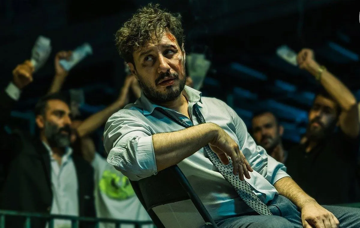 نقد تمساح خونی