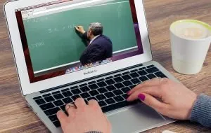 بهترین برنامه‌‌های برگزاری کلاس آنلاین