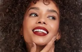 رژلب برای پوست سبزه