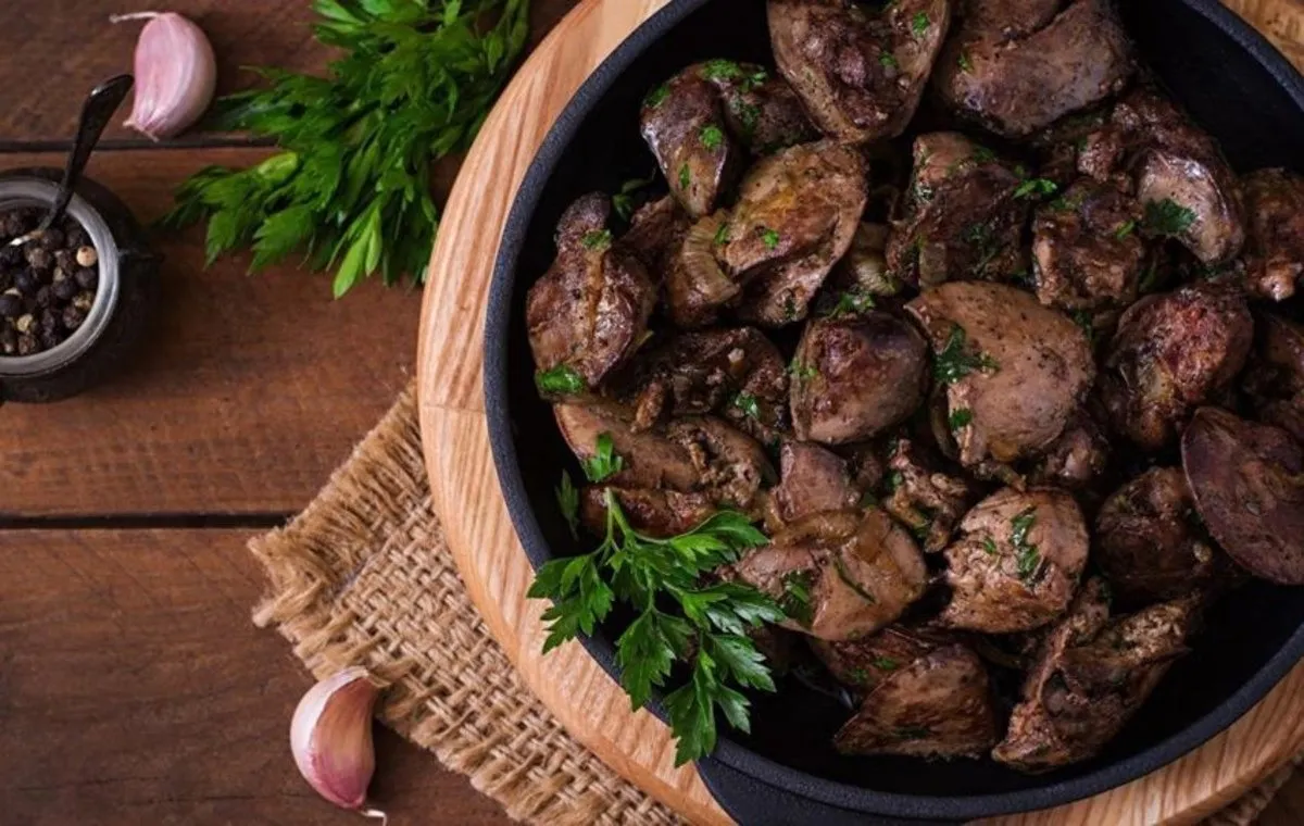 خواص جگر مرغ موجب شده در سبد غذایی بسیاری از خانوارها جایگاه ثابتی داشته باشد.